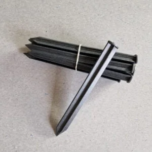 Plastikinės vinys su tvirtinimo galvutėmis